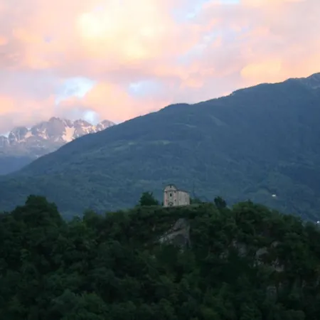 Panzió Una Casa Tra Gli Alberi Tresivio