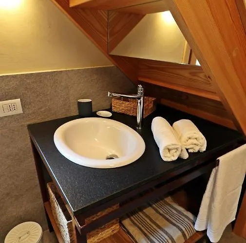 Una Casa Tra Gli Alberi * Tresivio